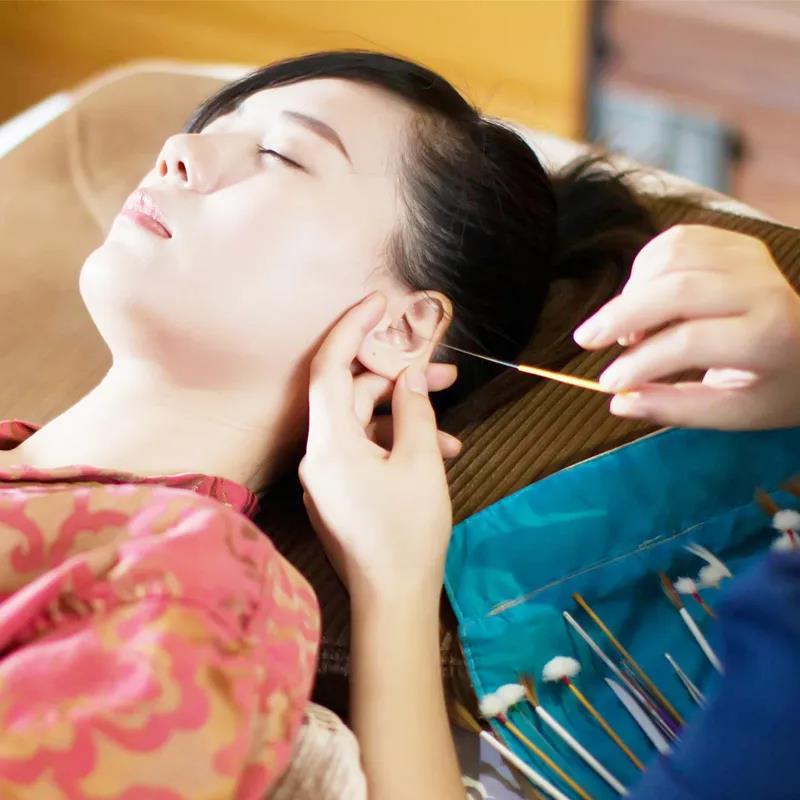 采耳的具体方法及采耳步骤